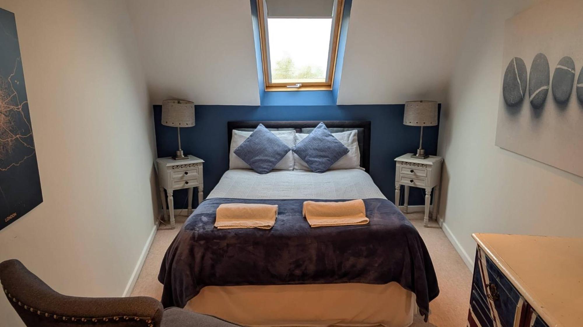 Charming Lake House Nature Retreat In Cotswold Water Park, South Cerney Near Cirencester Esterno foto